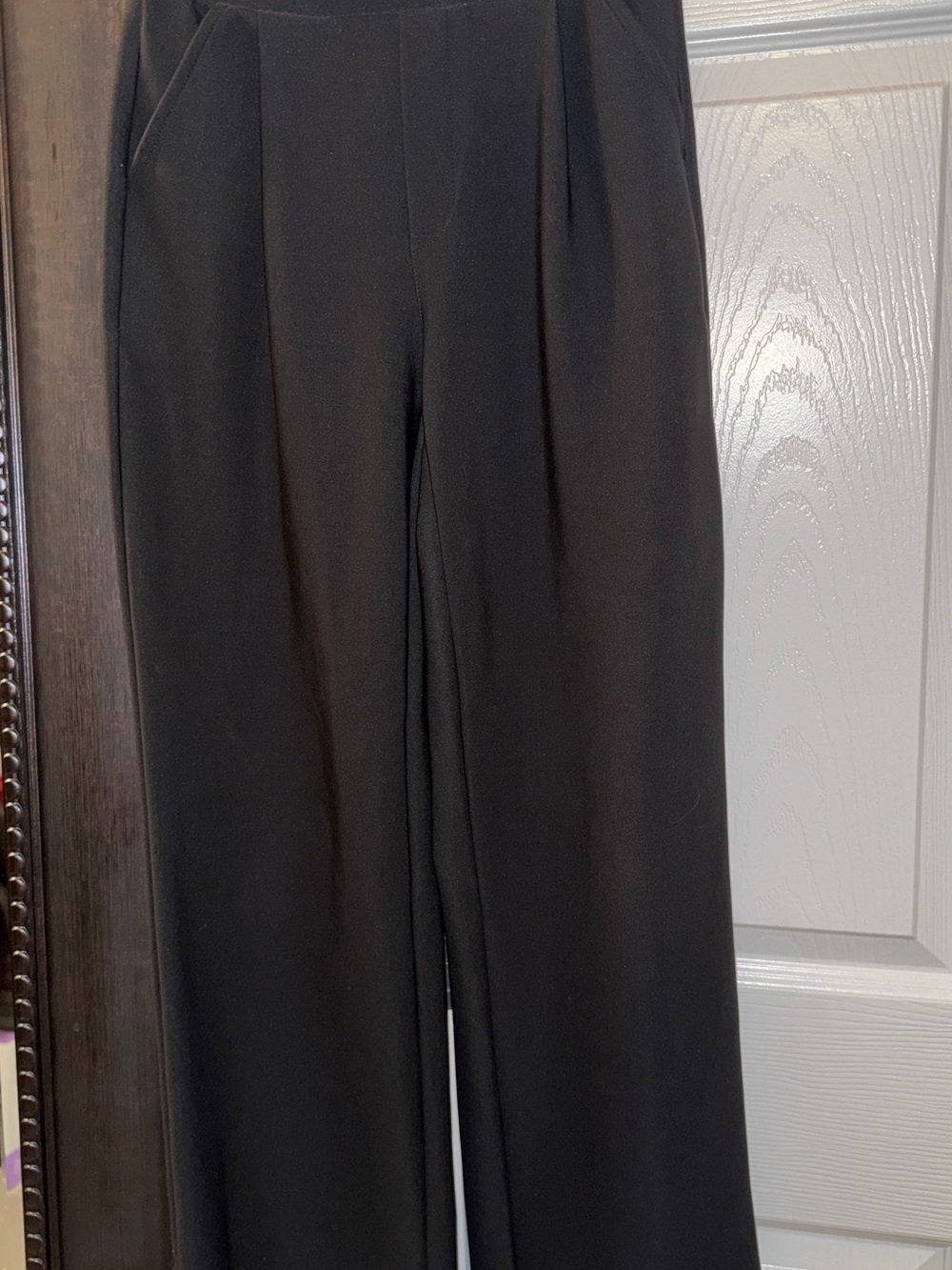 Indero women’s black pants